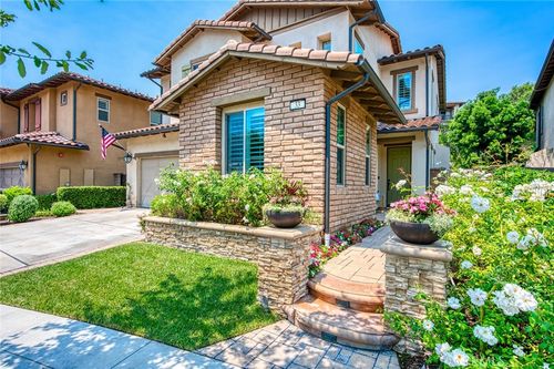 33 Lucido St, Rancho Mission Viejo, CA, 92694-1384 | Card Image