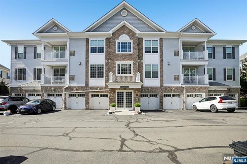 5 Granite Rd, Little Falls, NJ, 07424-4276 | Card Image
