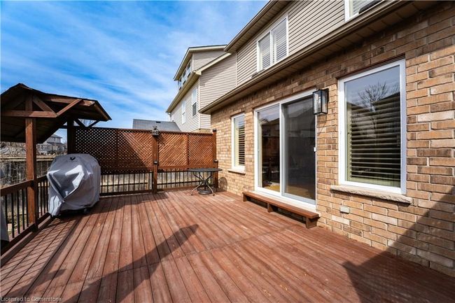 572 Altheim Cres, House other with 3 bedrooms, 4 bathrooms and 4 parking in Waterloo ON | Image 33