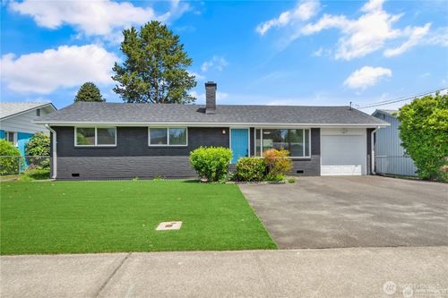3600 Ne 10th St, Renton, WA, 98056-3515 | Card Image