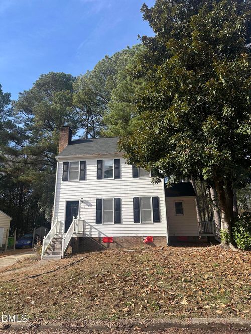 7209 Ewing Pl, Raleigh, NC, 27616-5680 | Card Image
