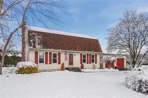 25 Janet Dr, Cranston, RI, 02921-1716 | Card Image