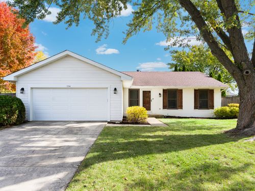 134 S Whispering Hills Dr, Naperville, IL, 60540-4224 | Card Image