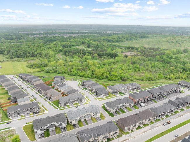 2670 Delphinium Trail, House attached with 4 bedrooms, 3 bathrooms and 1 parking in Pickering ON | Image 38