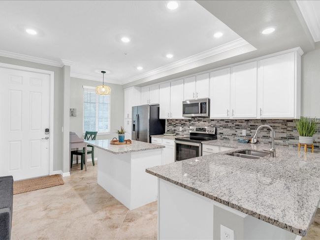 UNIT-214 - 14081 Heritage Landing Blvd, Condo with 2 bedrooms, 2 bathrooms and null parking in PUNTA GORDA FL | Image 6