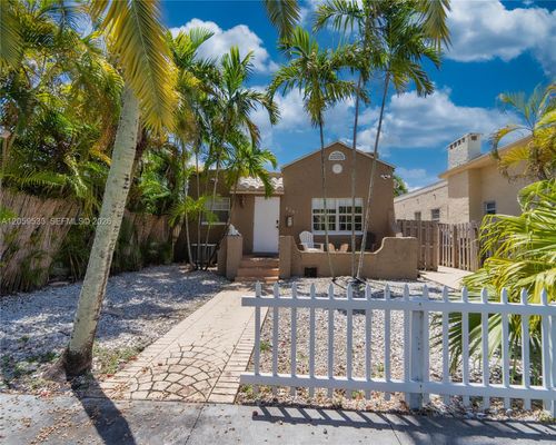 626 Ne 4th Ct, Hallandale Beach, FL, 33009-8536 | Card Image