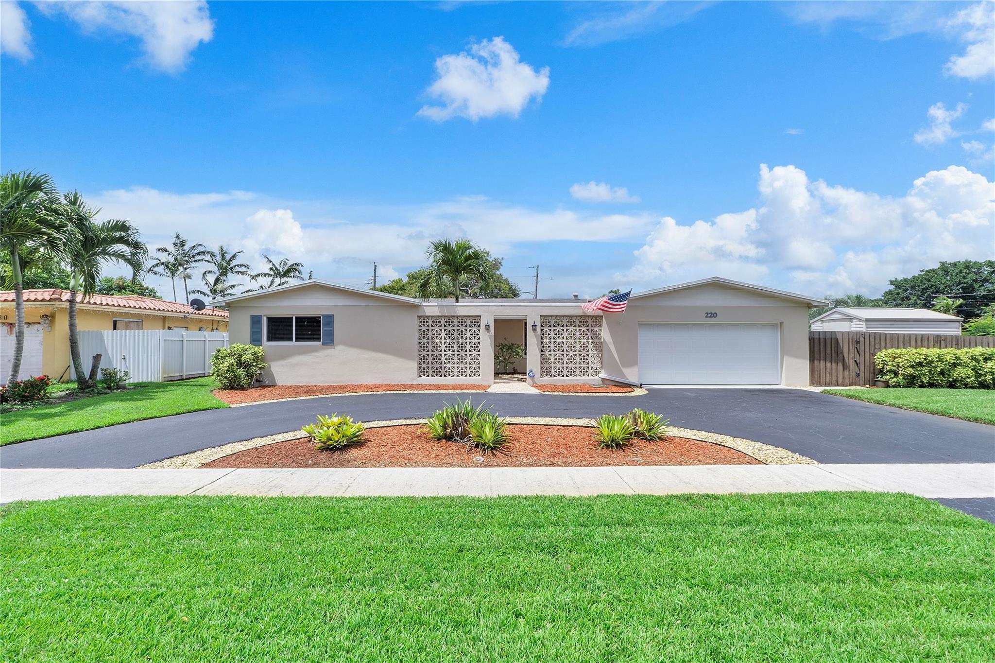 71st Ter, Pembroke Pines, FL 33023