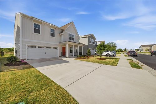 176 Norfleet Ln, Suffolk, VA, 23434-8692 | Card Image