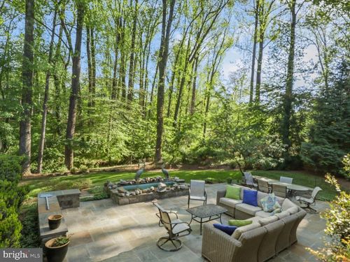 1889 Virginia Ave, MCLEAN, VA, 22101-4935 | Card Image