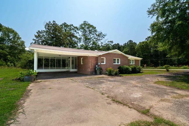 231 E Hampton Ave, House other with 3 bedrooms, 2 bathrooms and null parking in Honea Path SC | Image 5