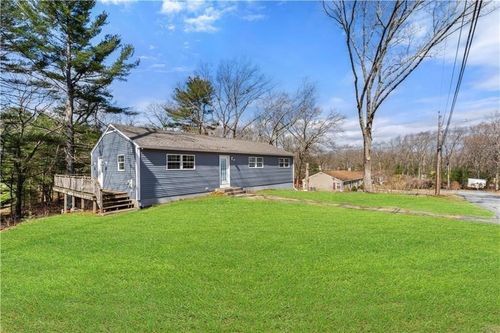 5 Patricia Ave, North Smithfield, RI, 02896-7722 | Card Image