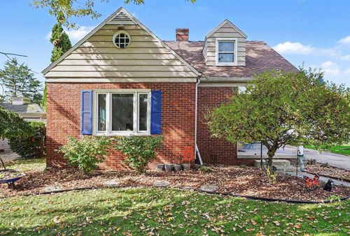 1919 Handley Street, Saginaw, MI, 48602 | Card Image