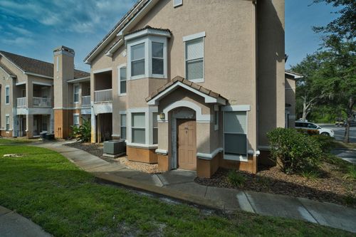 na-18118 Villa Creek Drive, TAMPA, FL, 33647 | Card Image