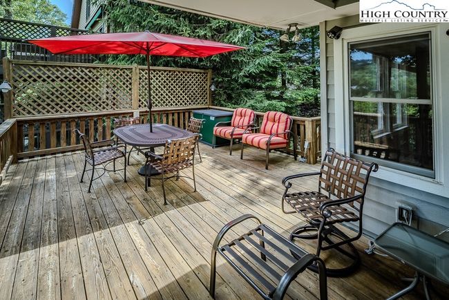 492 Skyland View Dr, House other with 3 bedrooms, 2 bathrooms and null parking in Blowing Rock NC | Image 31