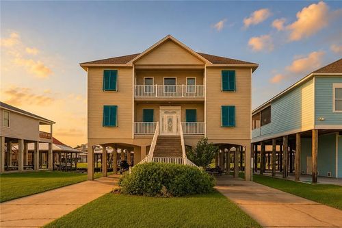 2417 Bench Blvd, Saint Bernard, LA, 70085-7787 | Card Image