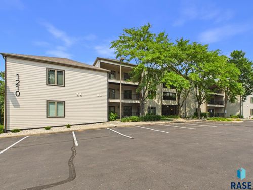 104-1210 W 57th St Street, Sioux Falls, SD, 57108 | Card Image