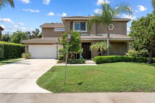 9849 Dreams Ave, Mission Hills, CA, 91345-3160 | Card Image