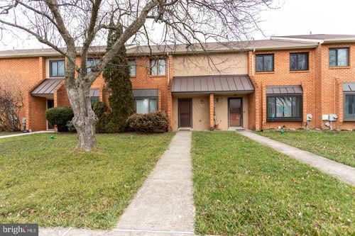 118 Caernarvon Ct, EXTON, PA, 19341-1471 | Card Image