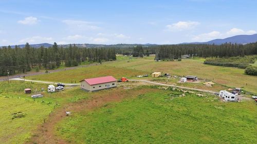 5320 E Elk Chattaroy Rd, Chattaroy, WA, 99003-5186 | Card Image