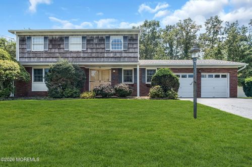 29 Meadowbrook Dr, Howell, NJ, 07731-2023 | Card Image
