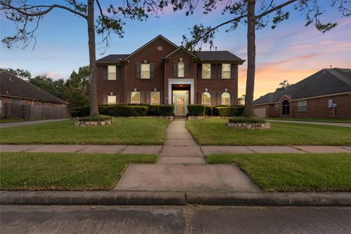 1412 Cambridge Dr, Friendswood, TX, 77546-5277 | Card Image