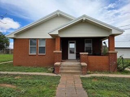 1118 Farm Valley Rd, Snyder, TX, 79549-0557 | Card Image