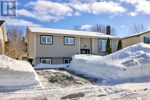19 Yetman Dr, Mount Pearl, NL, A1N3A7 | Card Image