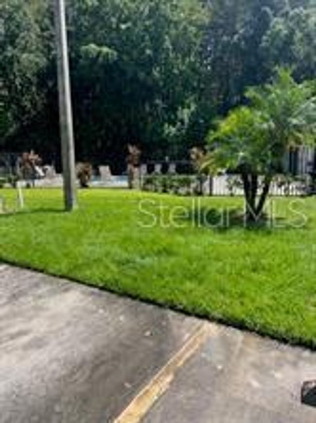 12727 Wood Trail Blvd, Townhouse with 2 bedrooms, 2 bathrooms and null parking in TAMPA FL | Image 10