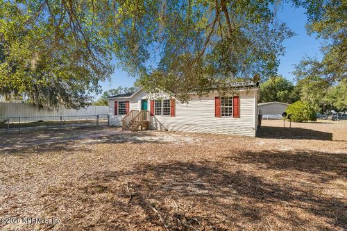 101 Ridgewood Ave, Interlachen, FL, 32148-3635 | Card Image