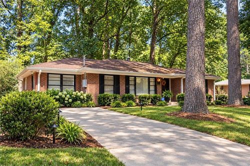 2661 Collier Dr Nw, ATLANTA, GA, 30318-7313 | Card Image