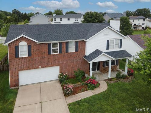 505 Lias Way, Wentzville, MO, 63385-3180 | Card Image