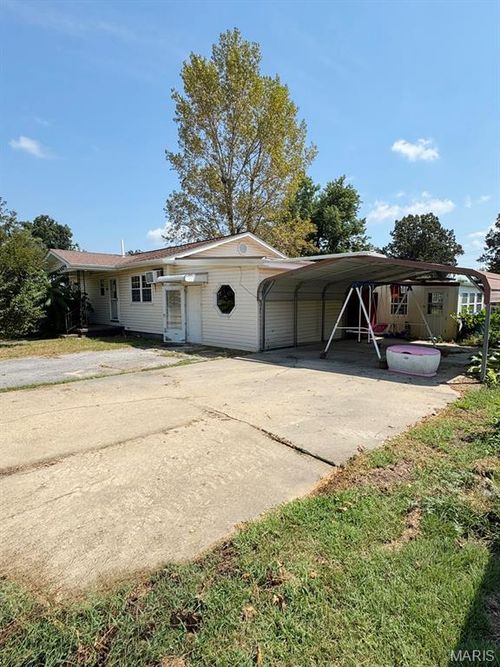 209 Fleming St, Bernie, MO, 63822-9256 | Card Image