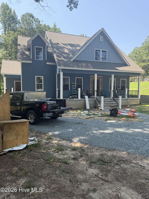 160 Helms Dogwood Rd, Benson, NC, 27504-8458 | Card Image