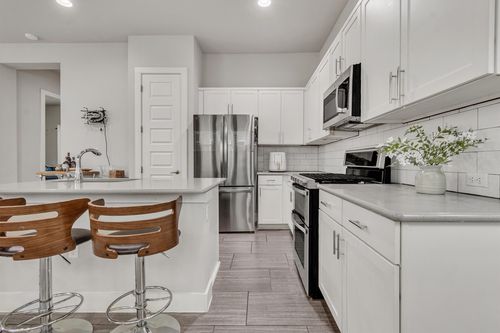 5408 Daimler Drive, Austin, TX, 78744 | Card Image