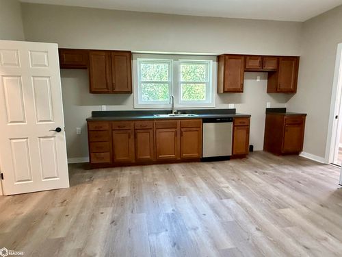 604 Sand St, Churdan, IA, 50050-8638 | Card Image