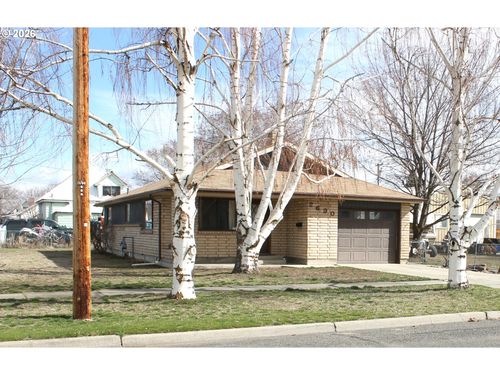 2690 9th St, BakerCity, OR, 97814 | Card Image
