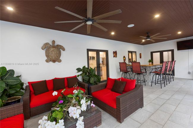 13505 Sw 83 Rd Ct, House other with 4 bedrooms, 4 bathrooms and null parking in Pinecrest FL | Image 50