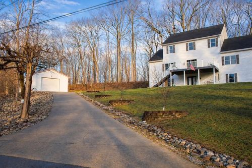 3721 Neighborhood Rd, Gallipolis, OH, 45631-8712 | Card Image