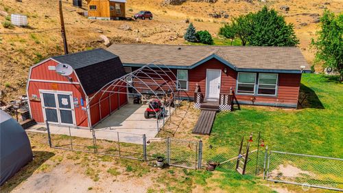 20 Timothy Ln, Brewster, WA, 98812-9562 | Card Image