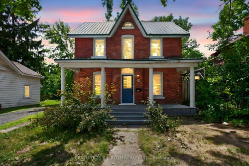 153 Laclie St, Orillia, ON, L3V4N1 | Card Image