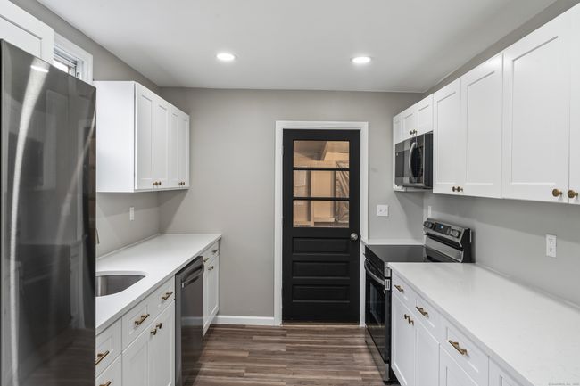 18 Patty Ln, House other with 2 bedrooms, 1 bathrooms and 2 parking in Canaan CT | Image 7
