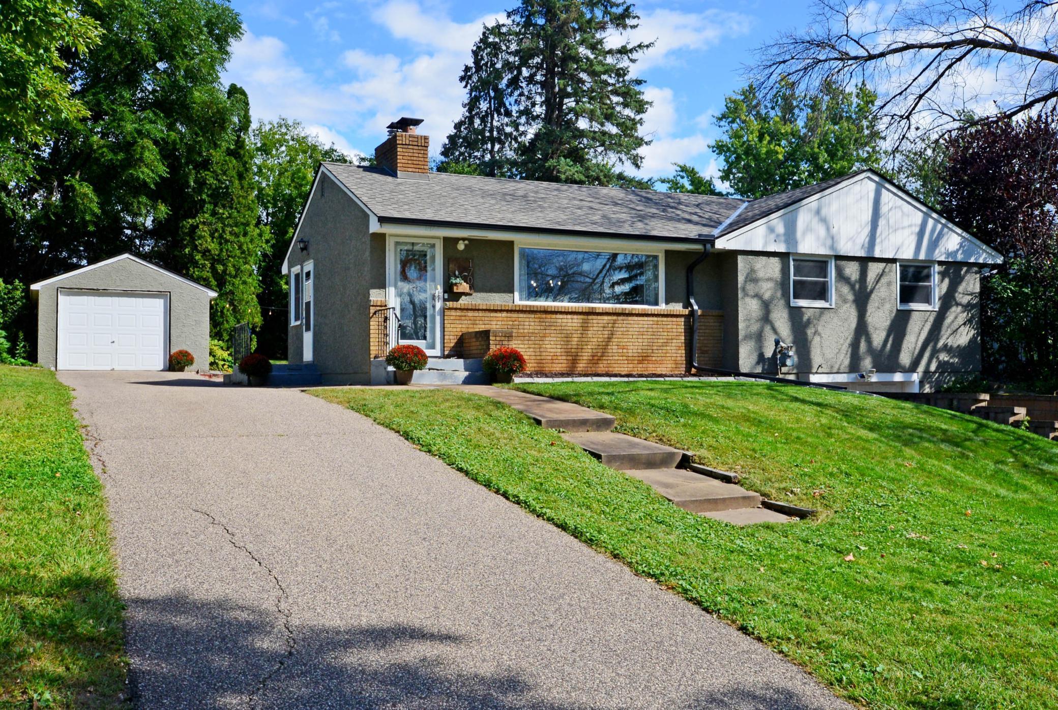 Ruth St, Saint Paul, MN 55109