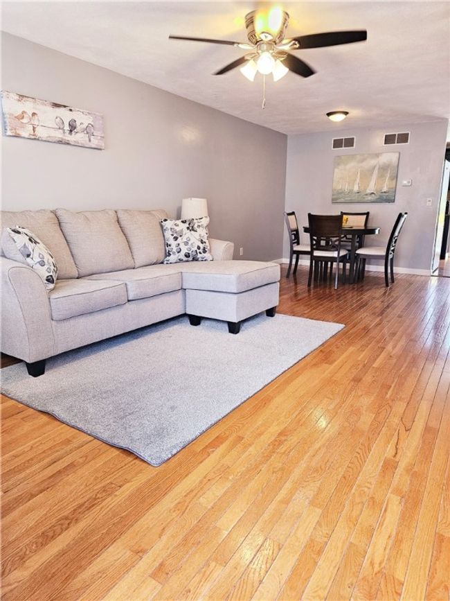 UNIT-606 - 351 New London Ave, Condo with 2 bedrooms, 2 bathrooms and 2 parking in Warwick RI | Image 5