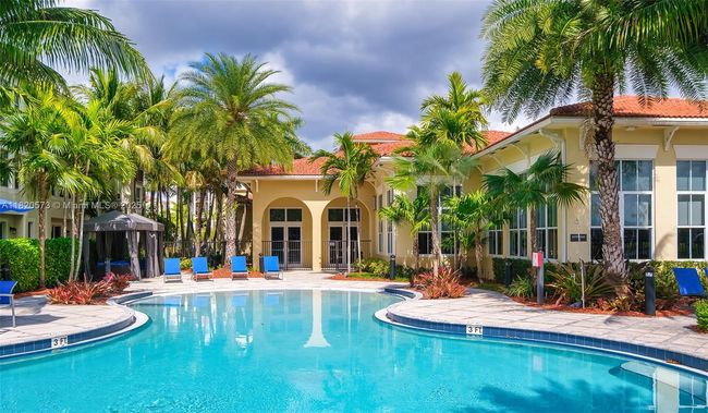 213 - 10170 Sw 7 Th St, Condo with 2 bedrooms, 2 bathrooms and null parking in Pembroke Pines FL | Image 40