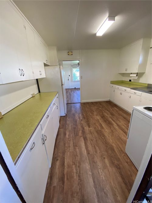 a-1512 Glen Ave, Wahiawa, HI, 96786-2663 | Card Image