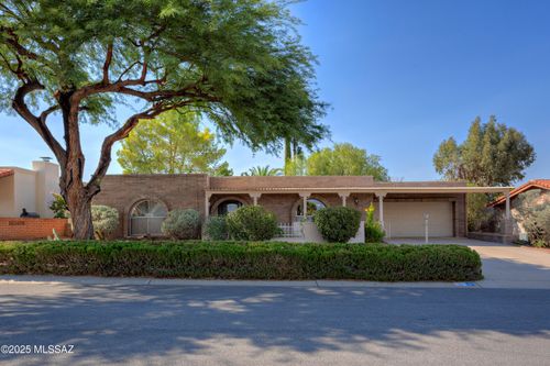 22 W Calle Frambuesa, Green Valley, AZ, 85614-3413 | Card Image
