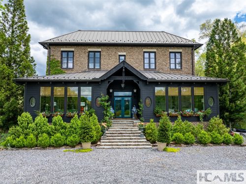 13084 Canada Rd, Tuckasegee, NC, 28783-0257 | Card Image