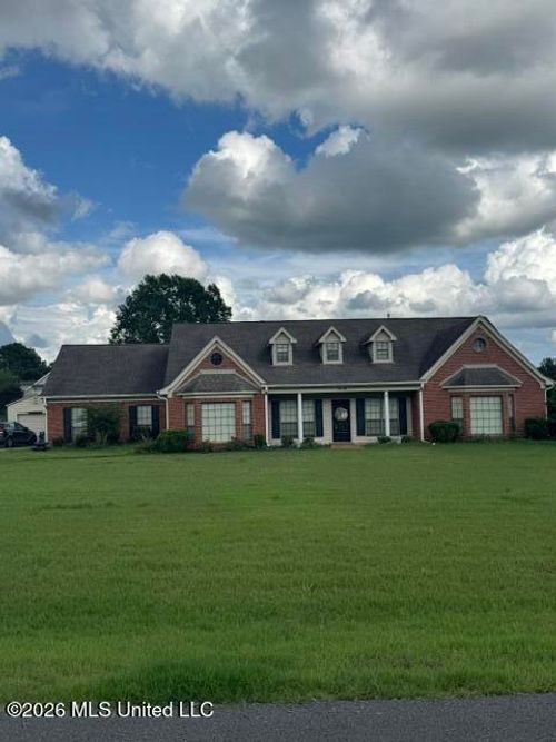 4430 Summers Place Dr, Olive Branch, MS, 38654-7238 | Card Image