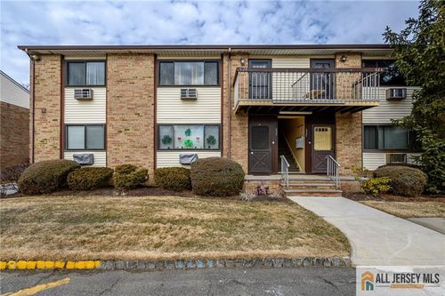 628-628 Cricket Ln, Woodbridge, NJ, 07095-1546 | Card Image