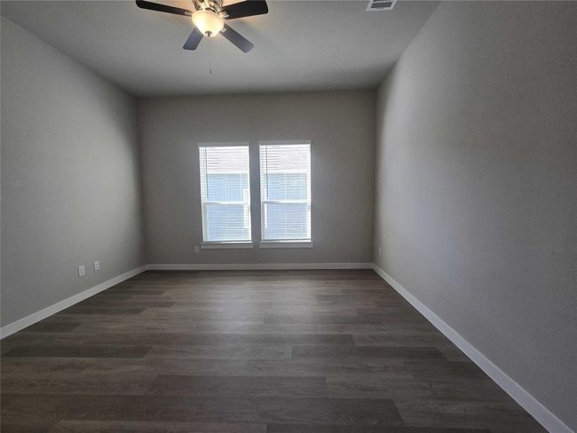 331 E Hull St, House other with 6 bedrooms, 6 bathrooms and null parking in Denison TX | Image 11